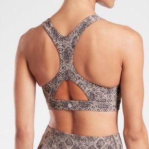 Athleta A-C Ultimate Snakeskin Bra in Supersonic Size Small
